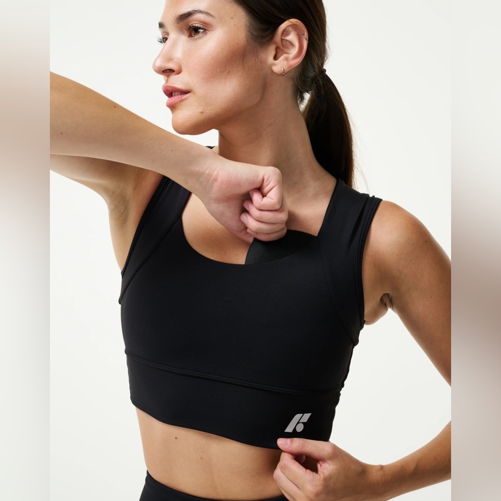 NWT Black FORME Power+ Bra Padded Posture Sports Bra - Picture 8 of 8